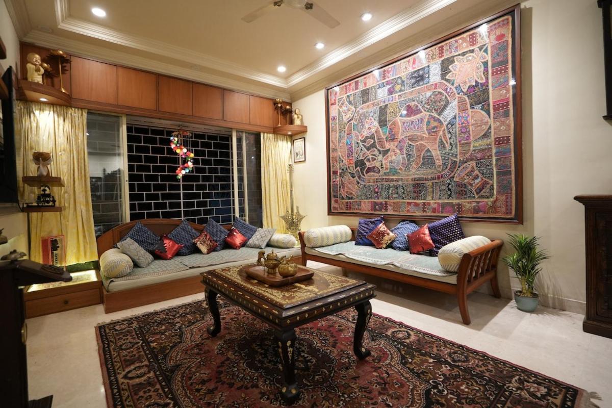 Sam's Apt- Majestic 3bhk, Prabhat Rd, Deccan *