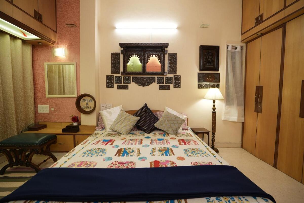 Apartment Sam's Apt- Majestic 3bhk, Prabhat Rd, Deccan *