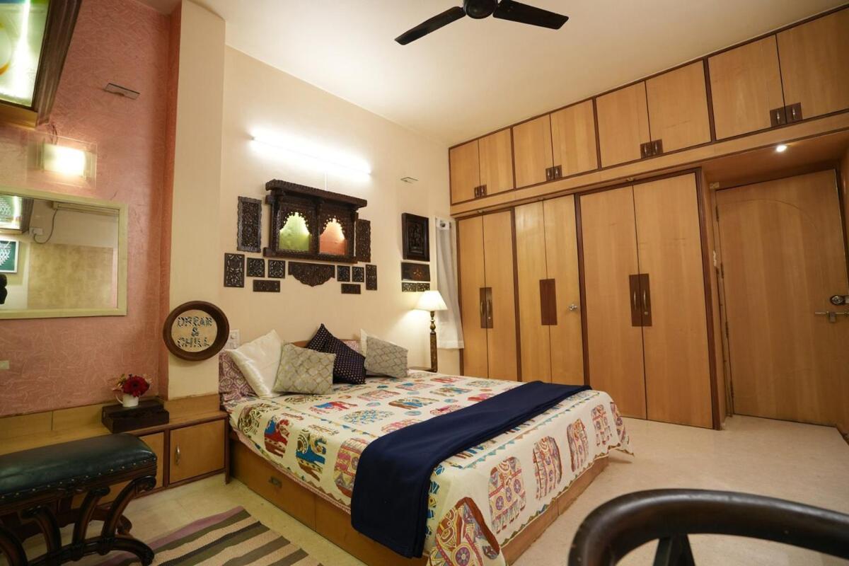 Sam's Apt- Majestic 3bhk, Prabhat Rd, Deccan *